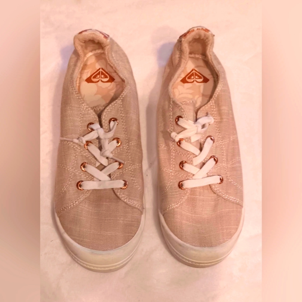 Roxy Beige and White Sneakers